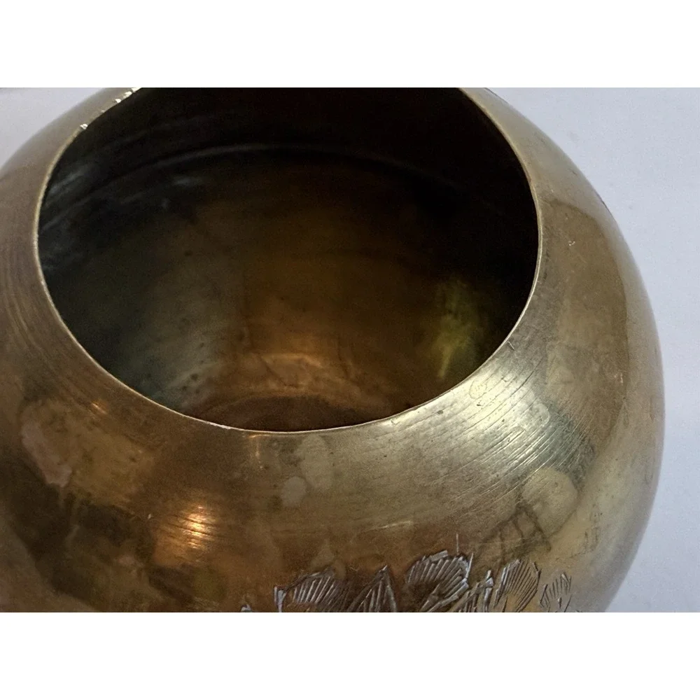 Vintage Round Brass Etched Bowl ball-shaped pot style vase